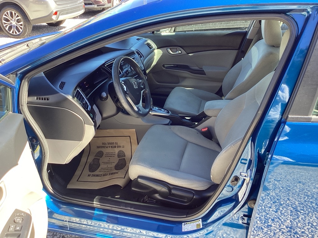 Honda Civic LX Sedan 5-Speed AT 2013