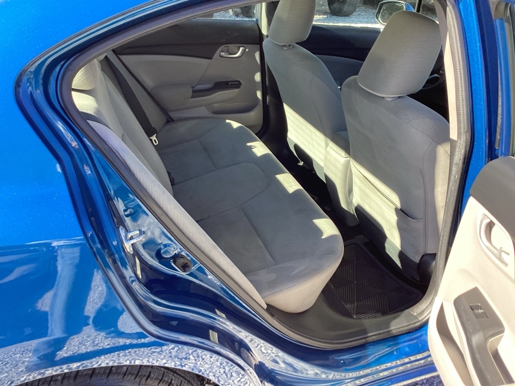 Honda Civic LX Sedan 5-Speed AT 2013