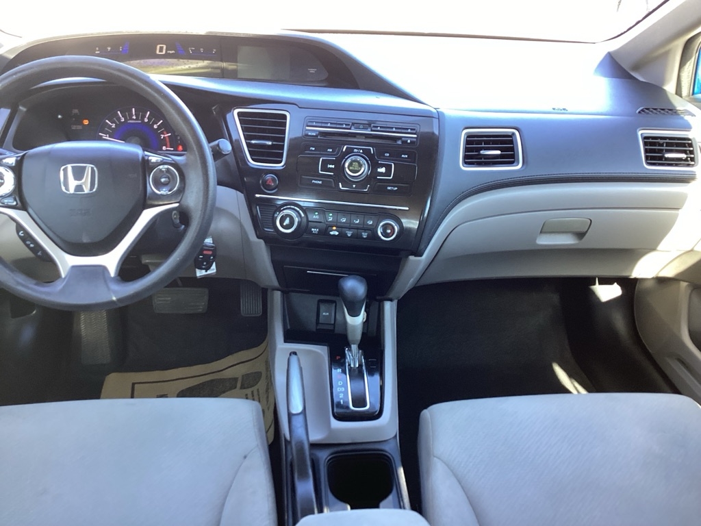 Honda Civic LX Sedan 5-Speed AT 2013