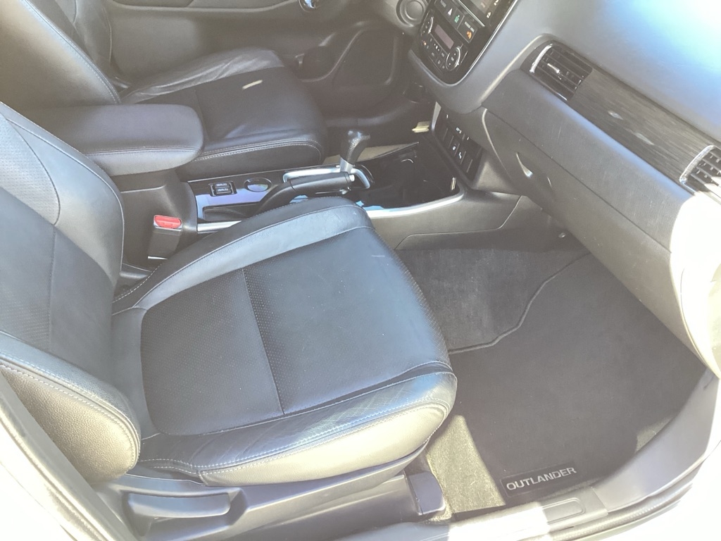 Mitsubishi Outlander SE 2WD 2017