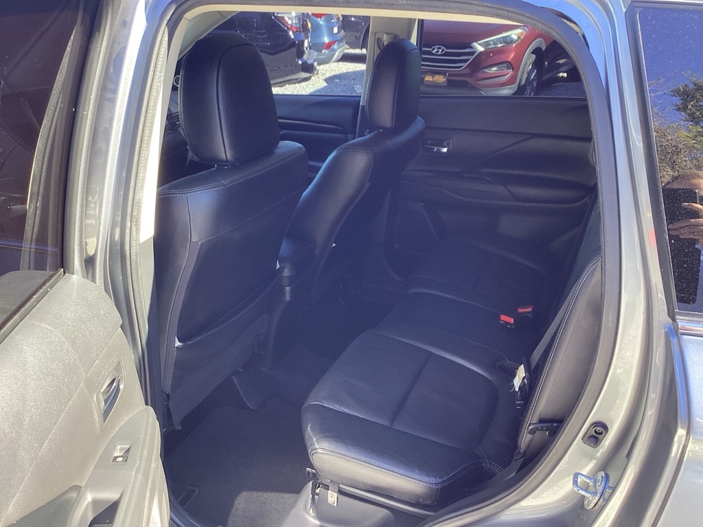 Mitsubishi Outlander SE 2WD 2017