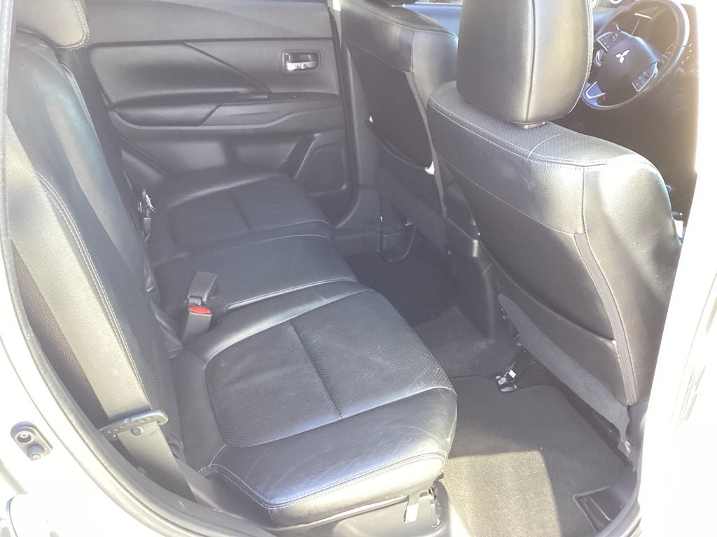 Mitsubishi Outlander SE 2WD 2017