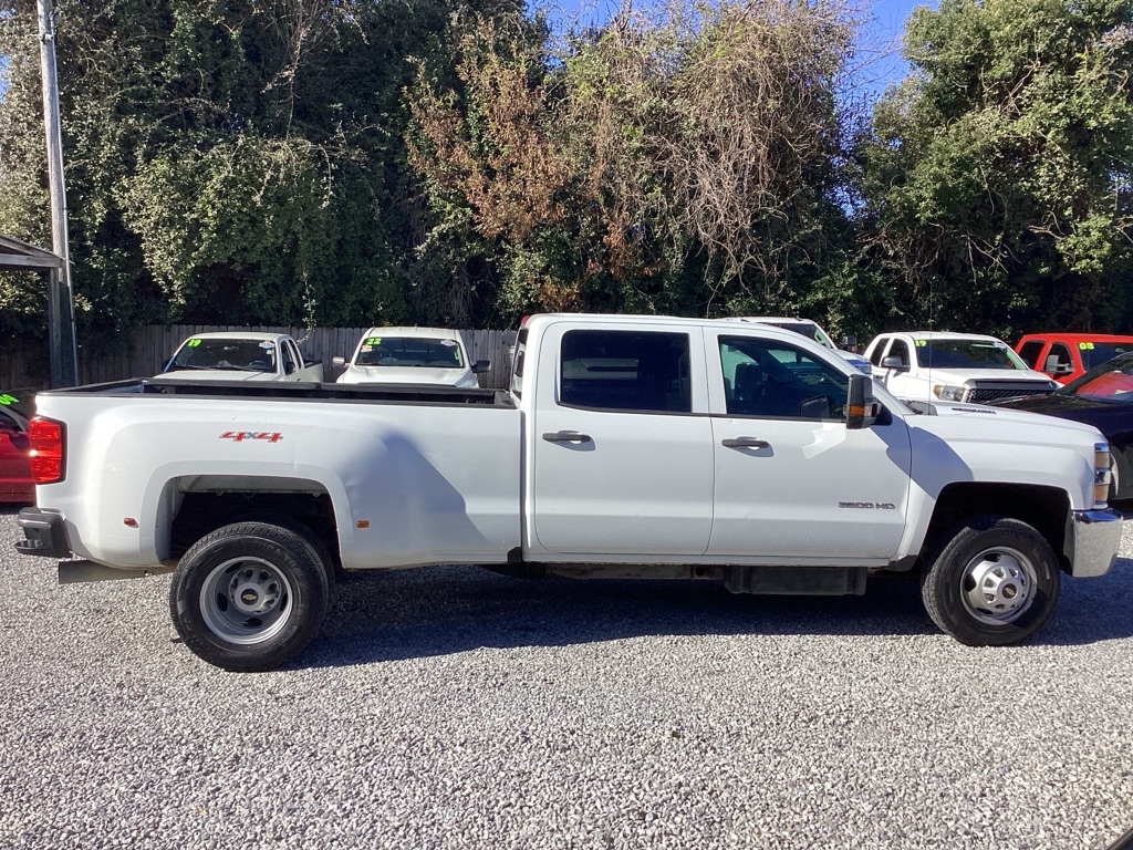 Chevrolet Silverado 3500HD Work Truck Crew Cab 4WD 2016
