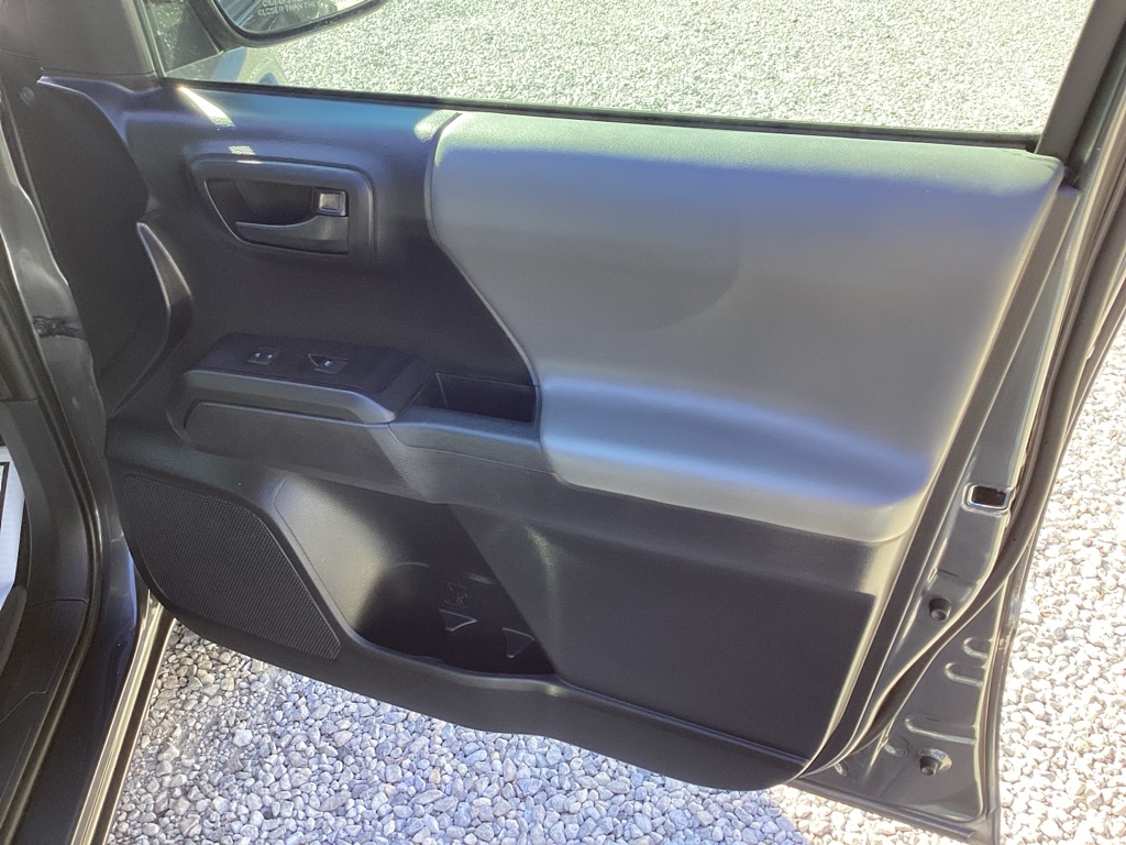 Toyota Tacoma SR5 Double Cab Long Bed I4 6AT 2WD 2020