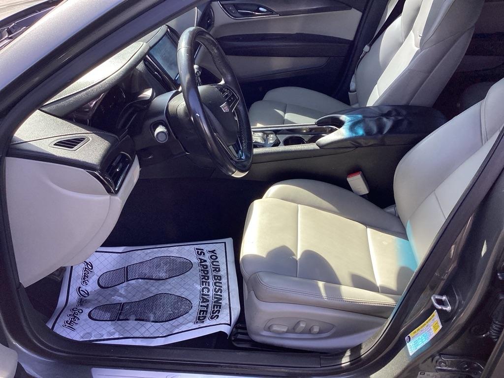 Cadillac ATS 2.0L Standard RWD 2017