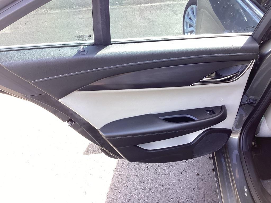 Cadillac ATS 2.0L Standard RWD 2017