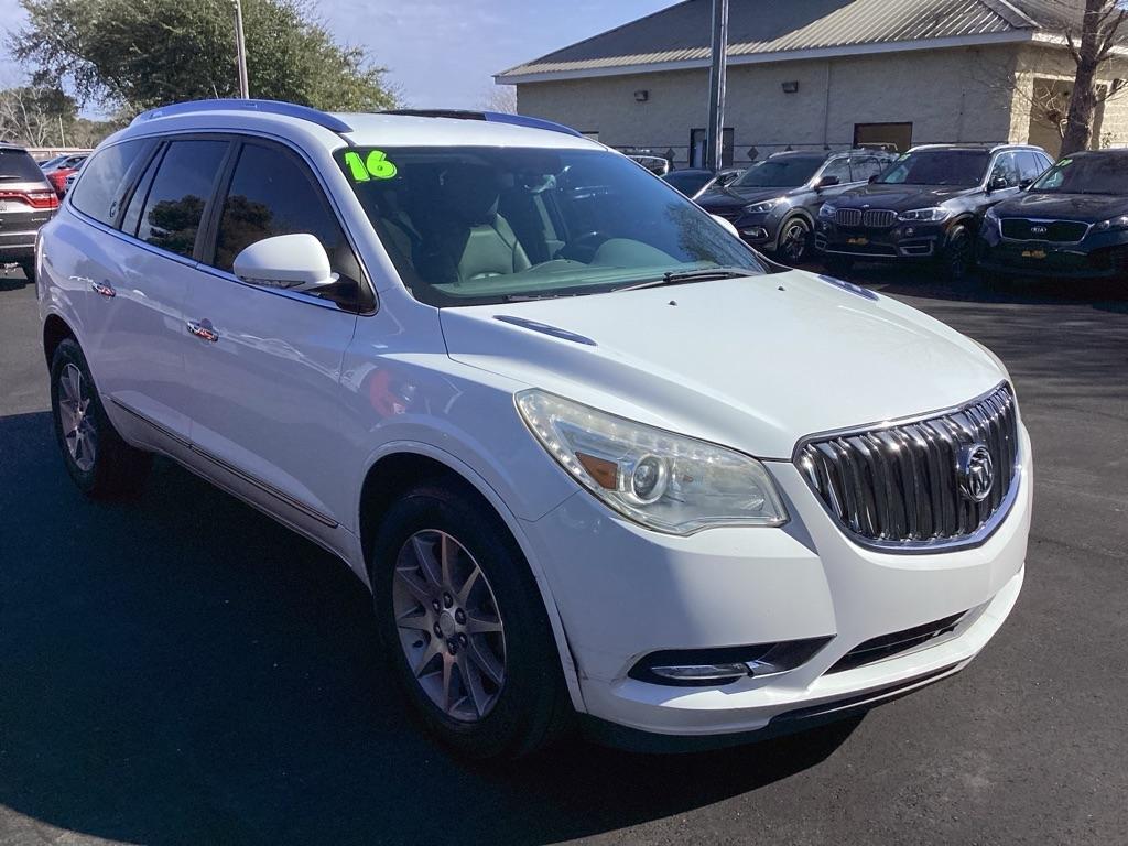 Buick Enclave Convenience FWD 2016