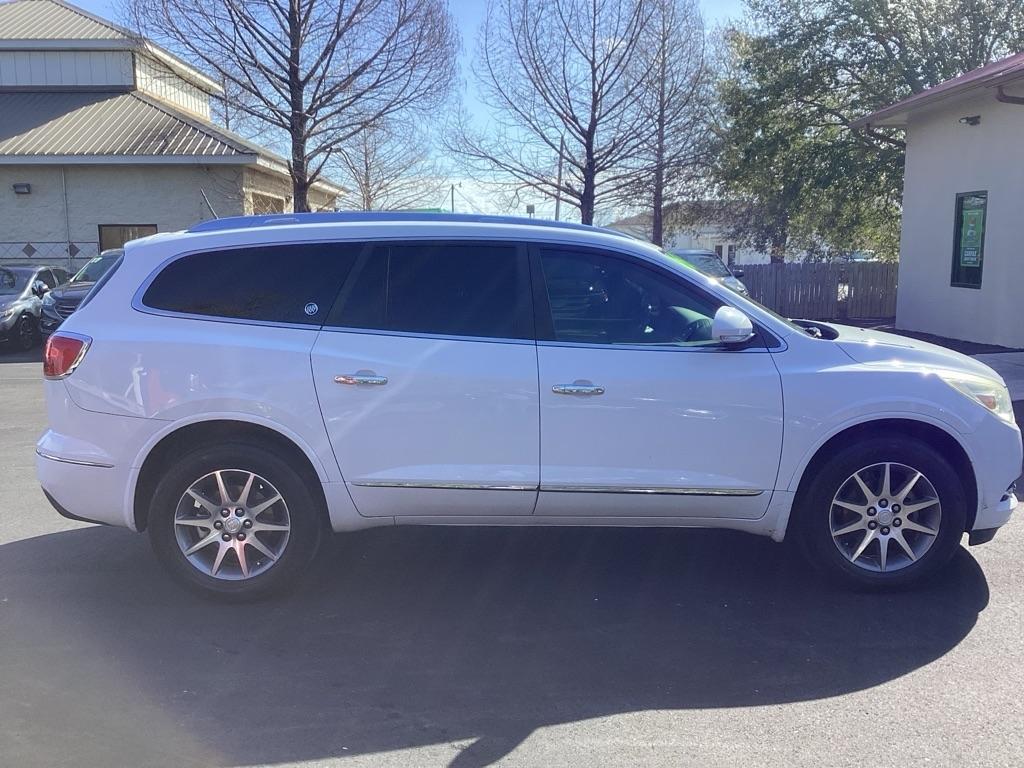 Buick Enclave Convenience FWD 2016