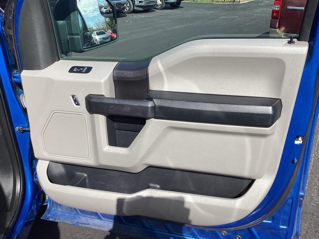 Ford F-150 XL SuperCrew 6.5-ft. Bed 4WD 2017