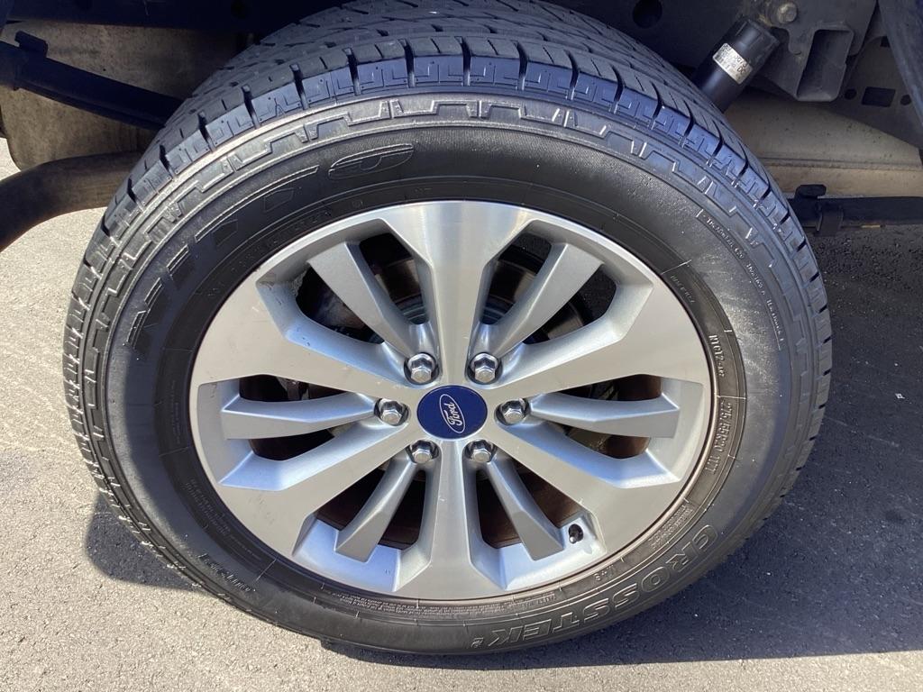 Ford F-150 XL SuperCrew 6.5-ft. Bed 4WD 2017