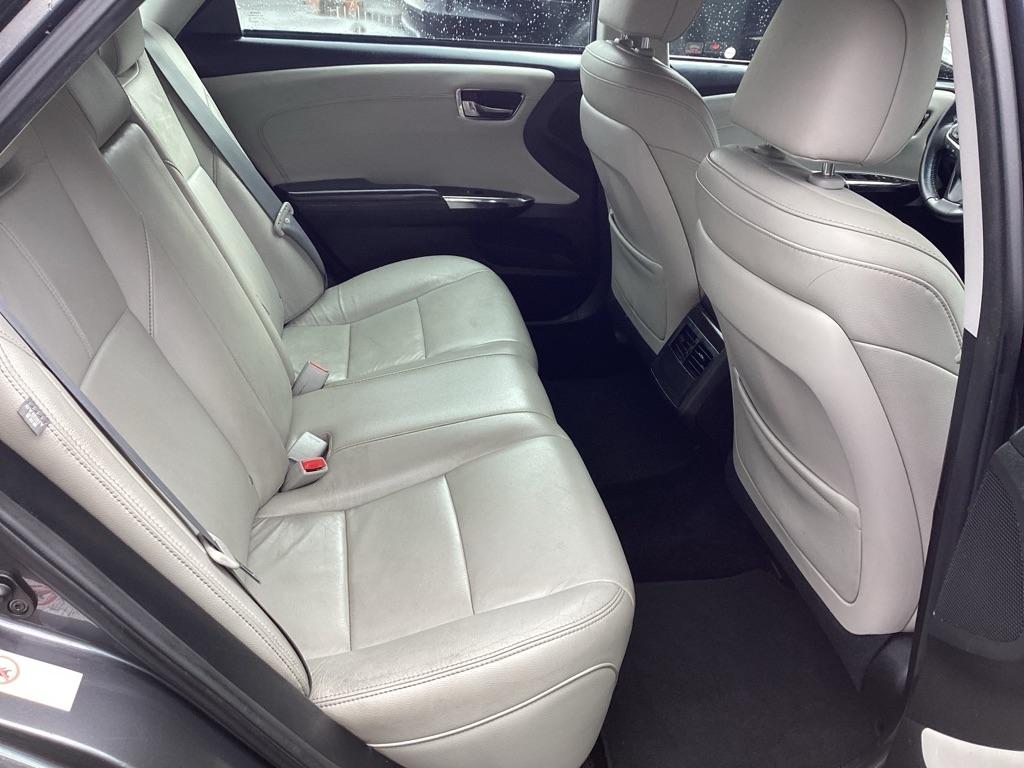 Toyota Avalon XLE 2018