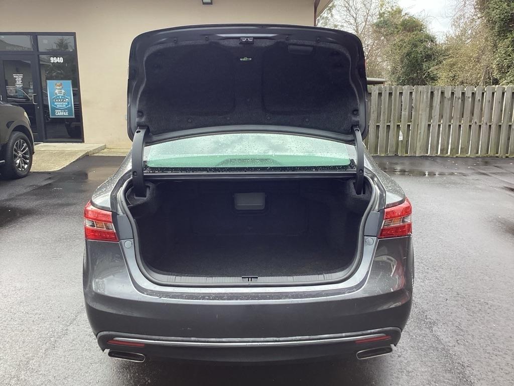 Toyota Avalon XLE 2018