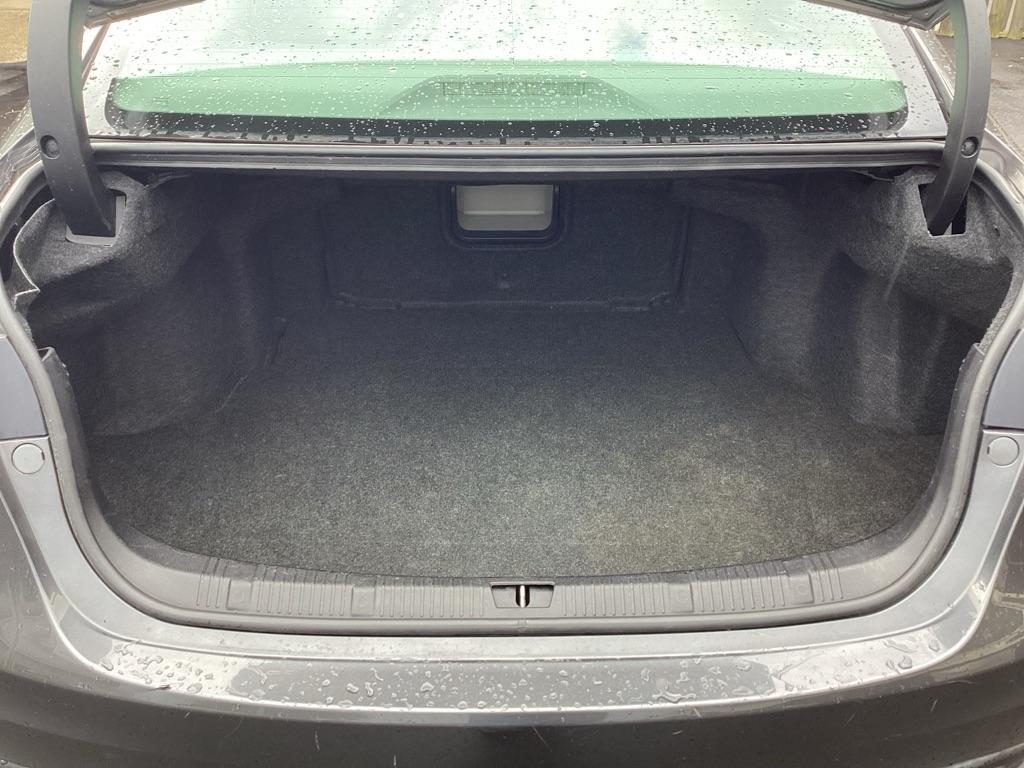 Toyota Avalon XLE 2018