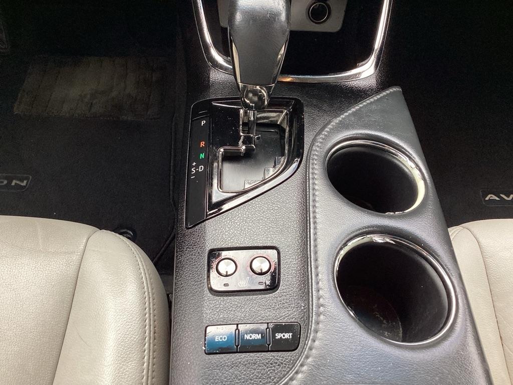 Toyota Avalon XLE 2018