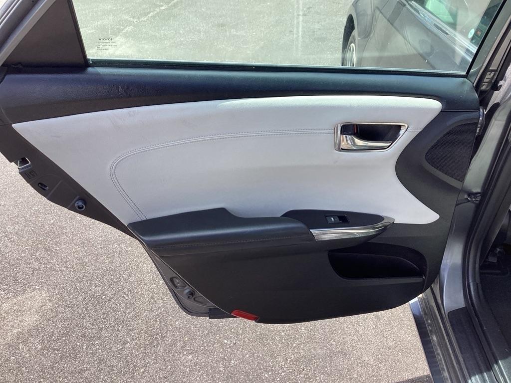 Toyota Avalon XLE 2018
