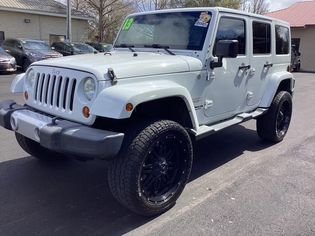 Jeep Wrangler Unlimited Sahara 4WD 2013