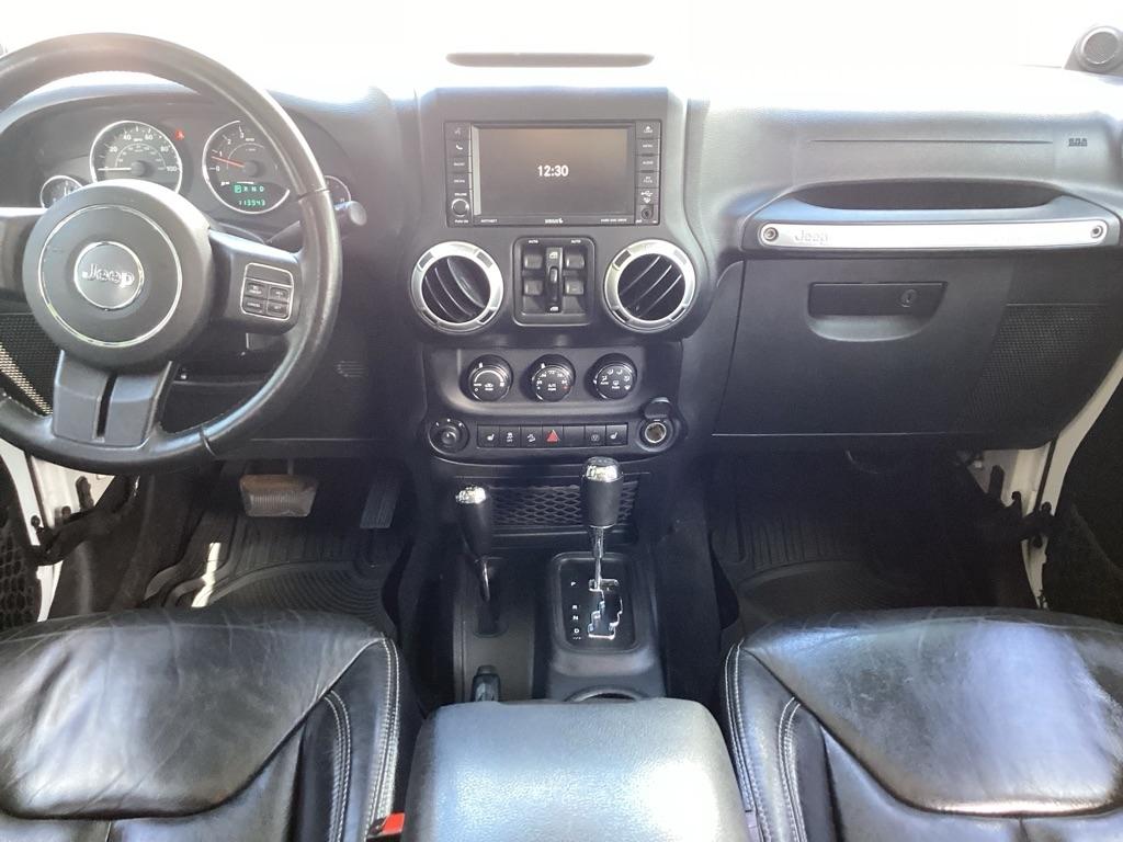 Jeep Wrangler Unlimited Sahara 4WD 2013