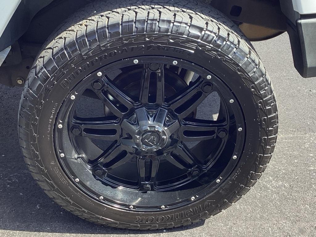 Jeep Wrangler Unlimited Sahara 4WD 2013