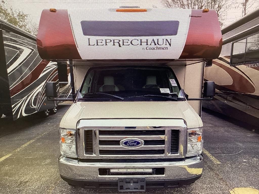 Coachmen Leprechaun  2020