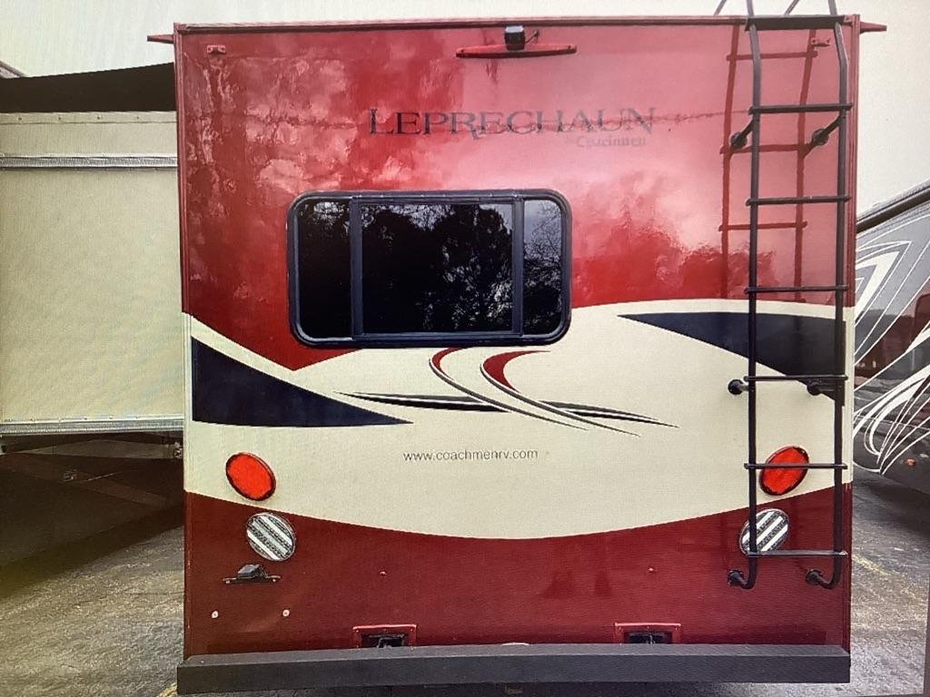 Coachmen Leprechaun  2020