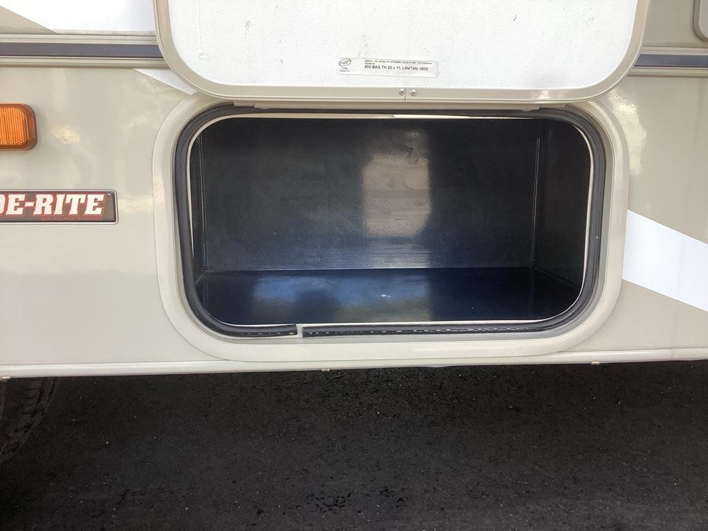 Coachmen Leprechaun  2020