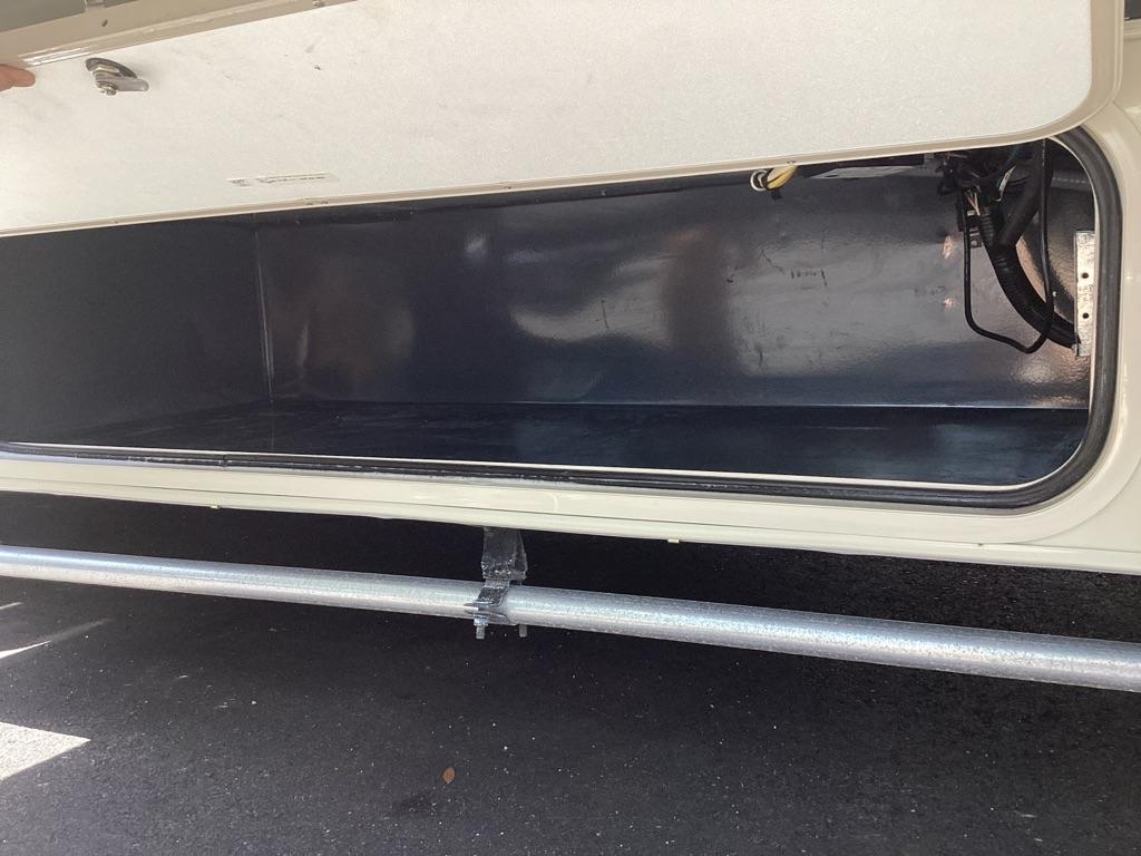 Coachmen Leprechaun  2020