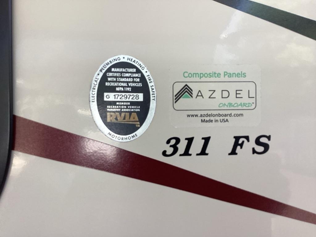 Coachmen Leprechaun  2020