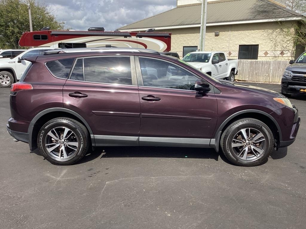 Toyota RAV4 XLE AWD 2017