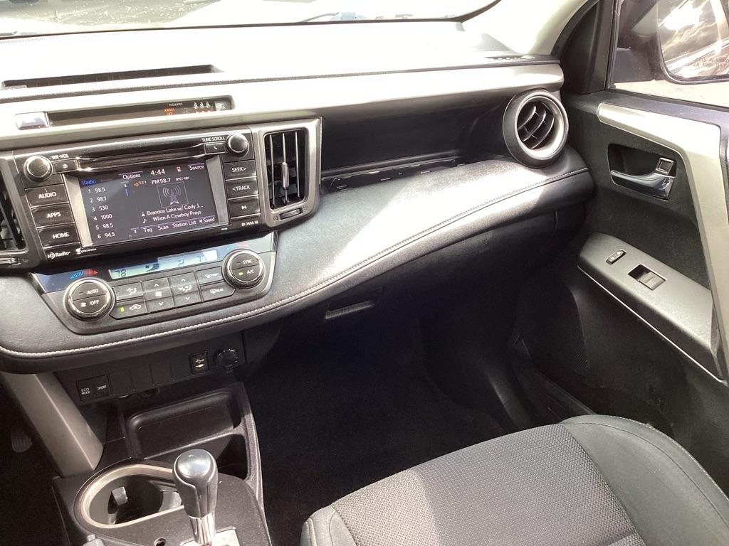 Toyota RAV4 XLE AWD 2017