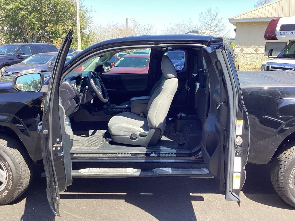 Toyota Tacoma SR5 Access Cab I4 6AT 2WD 2016