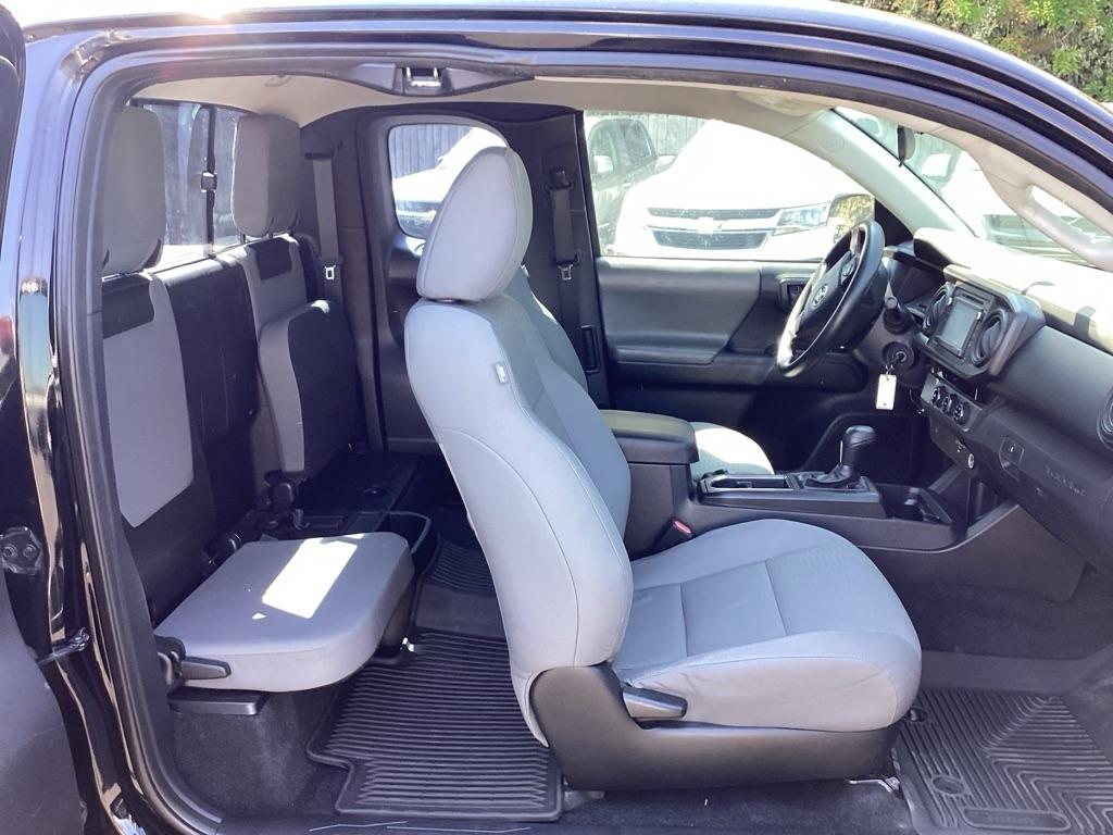 Toyota Tacoma SR5 Access Cab I4 6AT 2WD 2016