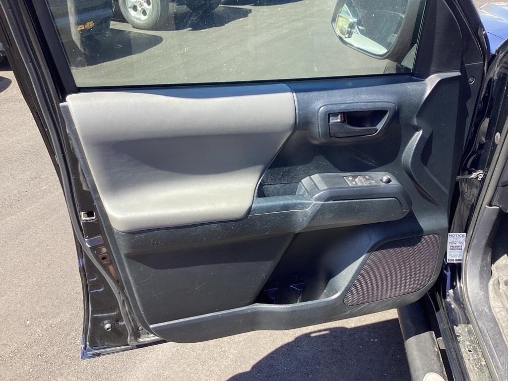 Toyota Tacoma SR5 Access Cab I4 6AT 2WD 2016