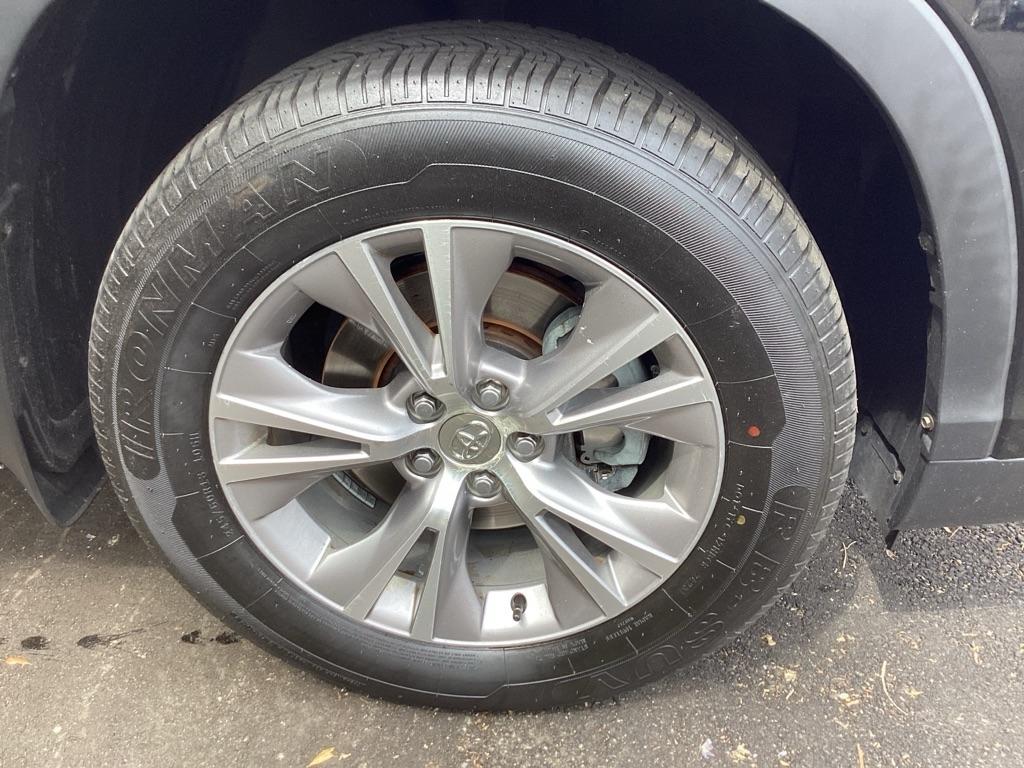 Toyota Highlander XLE AWD V6 2015