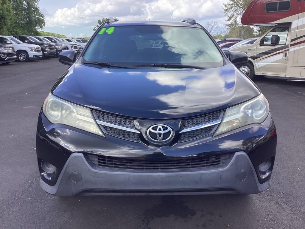 Toyota RAV4 LE FWD 2014