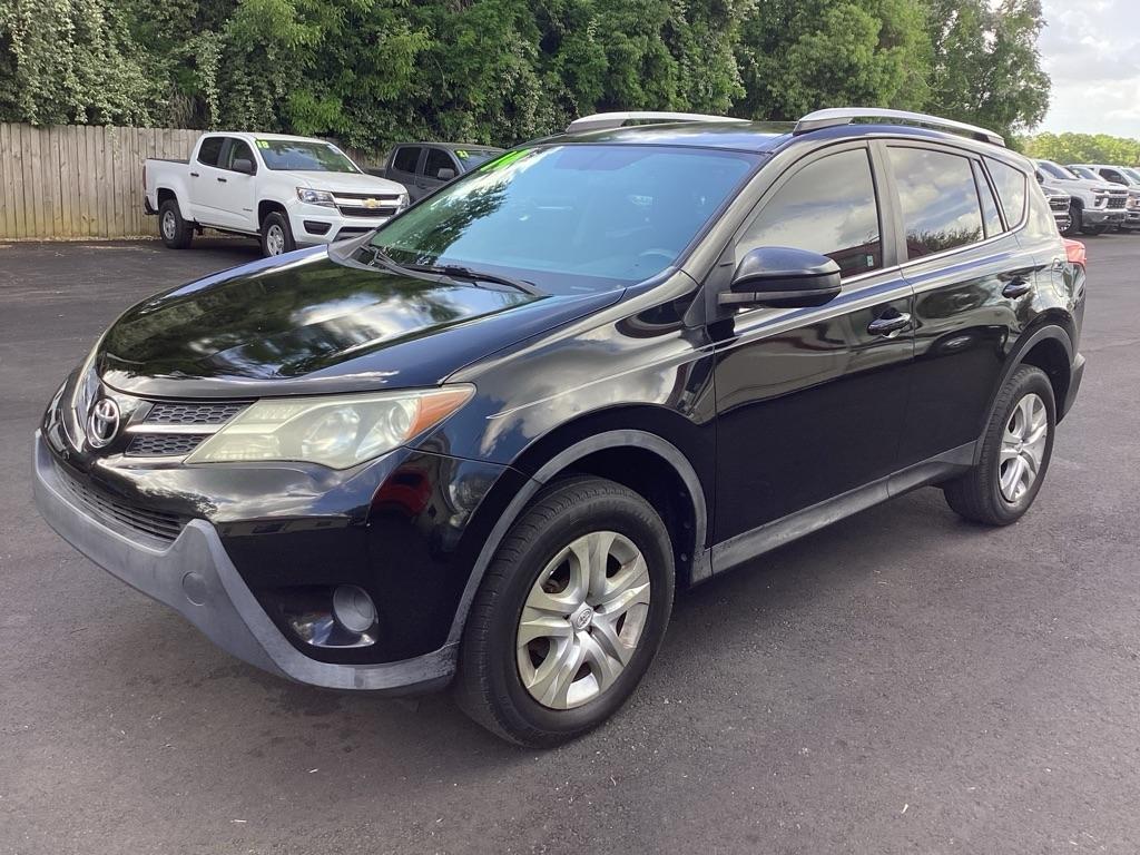 Toyota RAV4 LE FWD 2014