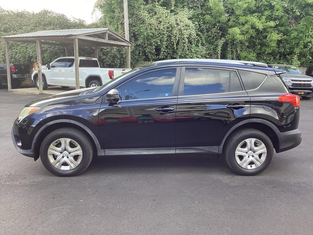 Toyota RAV4 LE FWD 2014