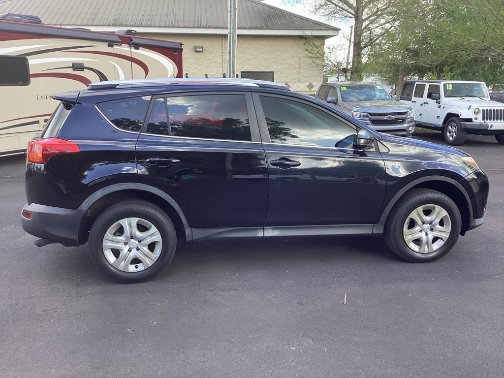 Toyota RAV4 LE FWD 2014