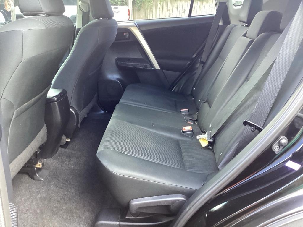 Toyota RAV4 LE FWD 2014