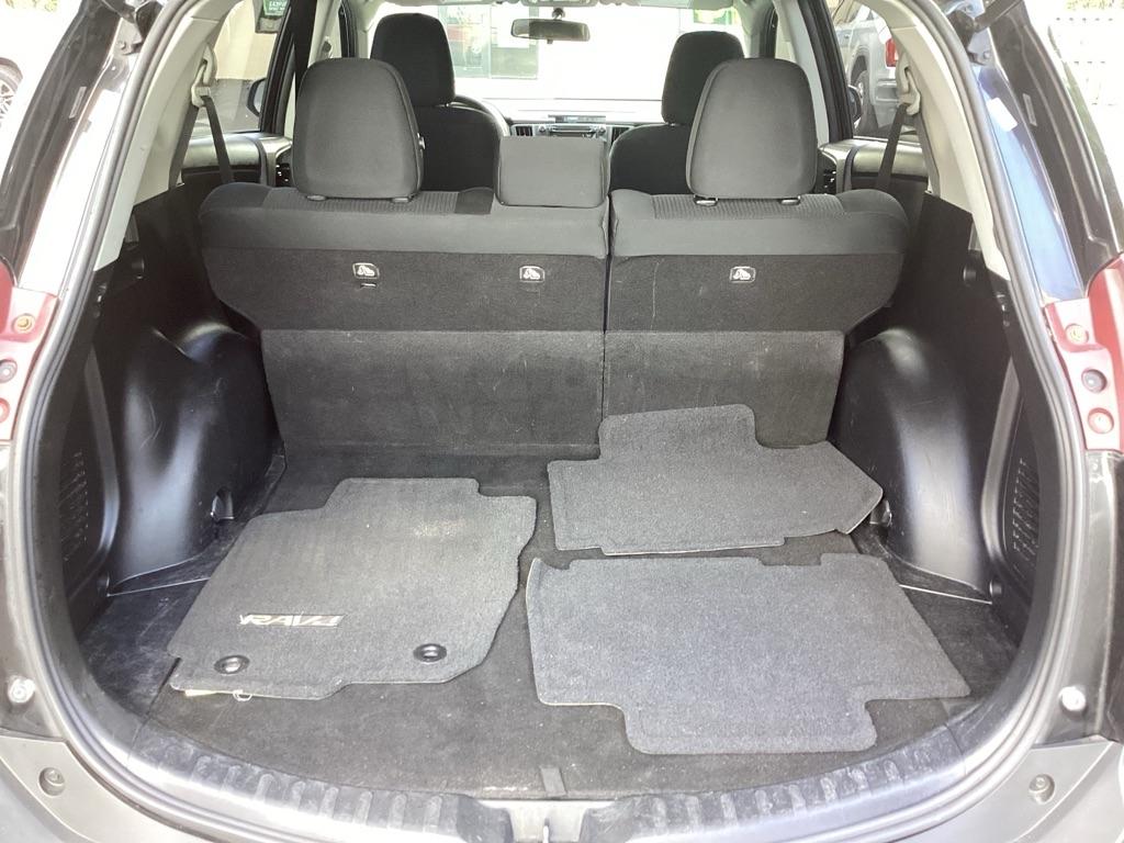 Toyota RAV4 LE FWD 2014