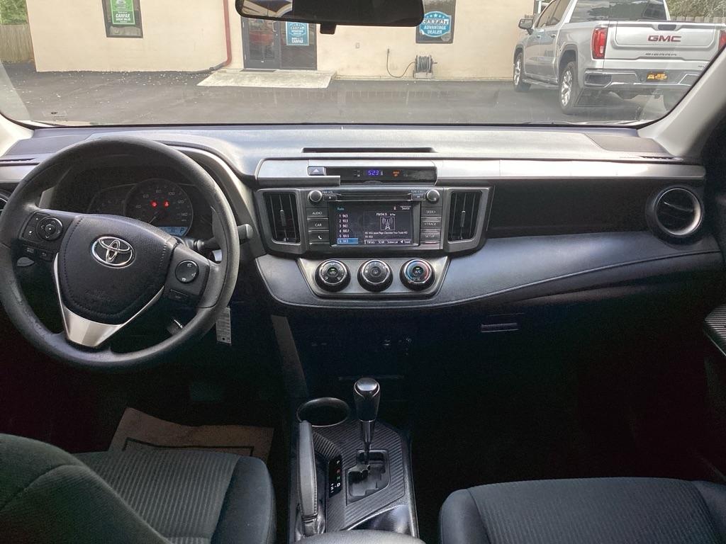Toyota RAV4 LE FWD 2014