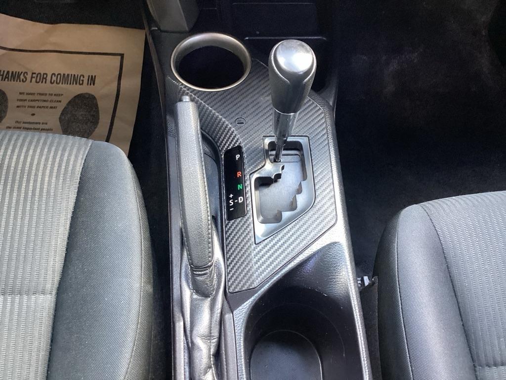 Toyota RAV4 LE FWD 2014