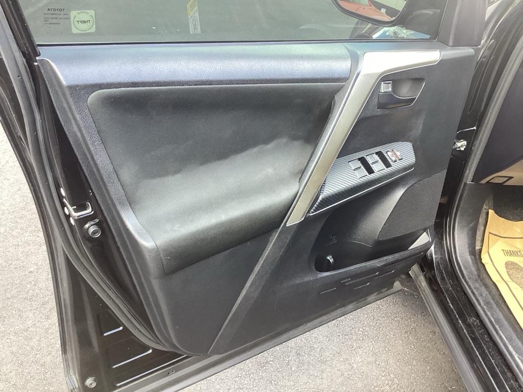 Toyota RAV4 LE FWD 2014