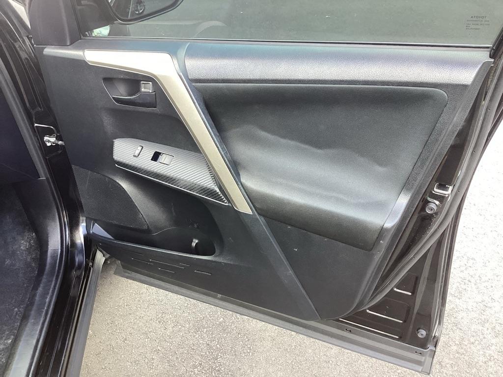 Toyota RAV4 LE FWD 2014