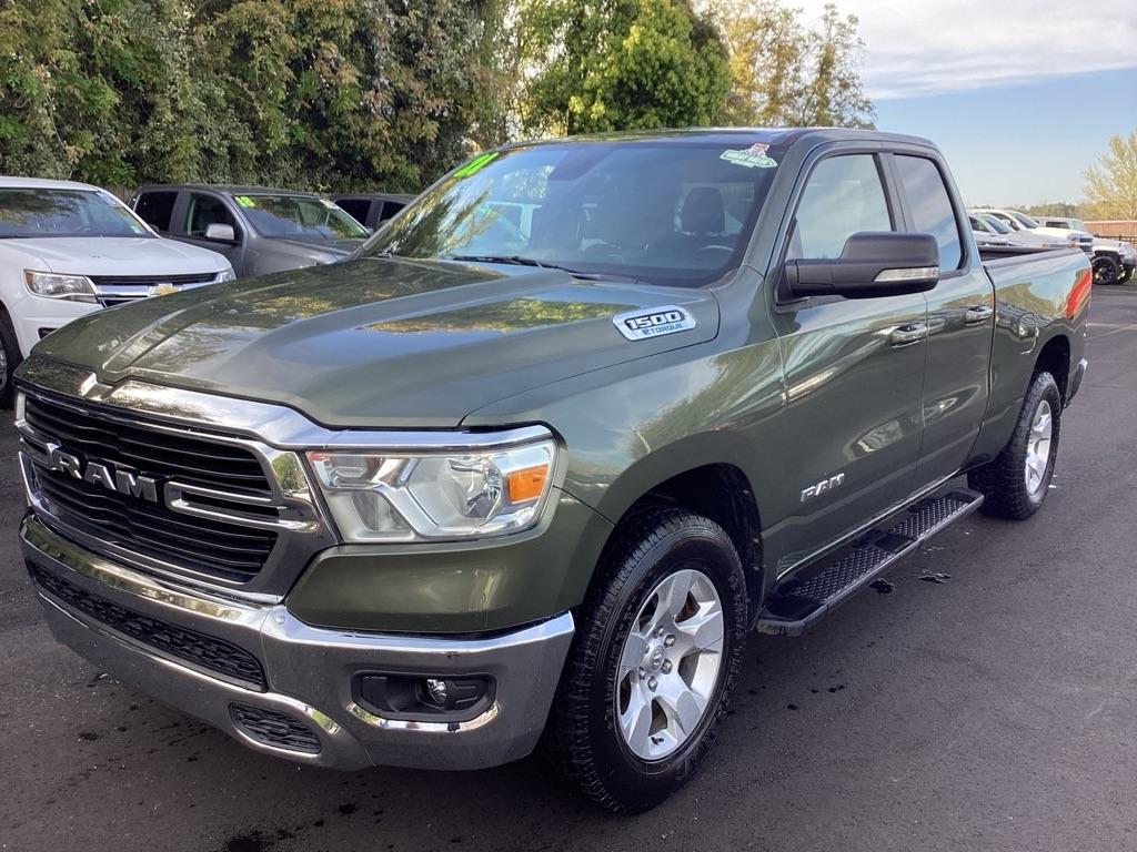 RAM 1500 Big Horn Quad Cab 2WD 2021