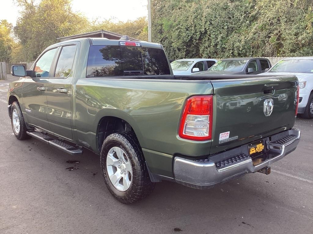 RAM 1500 Big Horn Quad Cab 2WD 2021