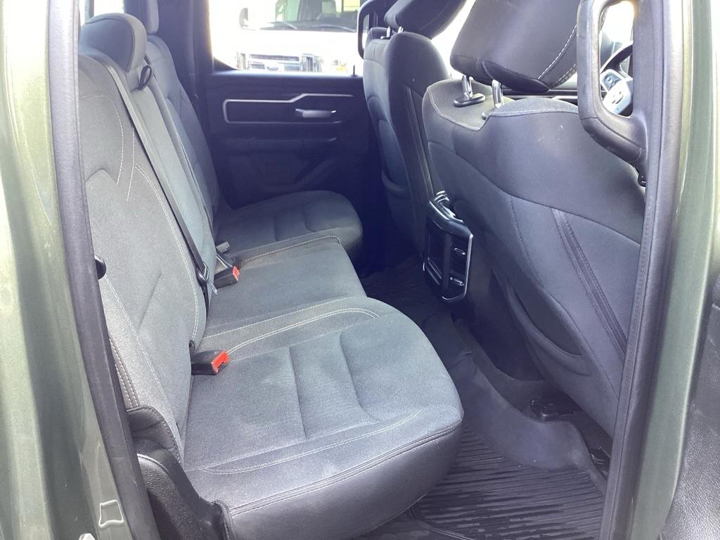 RAM 1500 Big Horn Quad Cab 2WD 2021