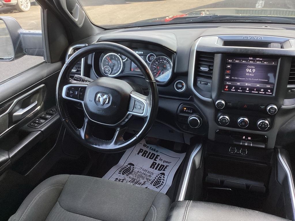 RAM 1500 Big Horn Quad Cab 2WD 2021