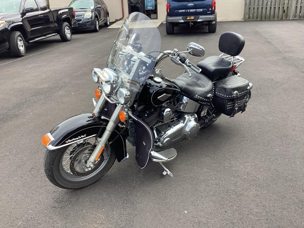 Harley-Davidson FLSTC103  2015