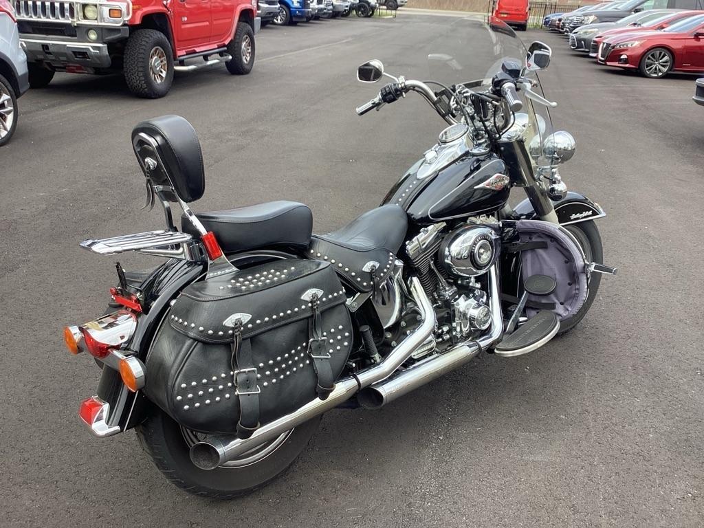 Harley-Davidson FLSTC103  2015