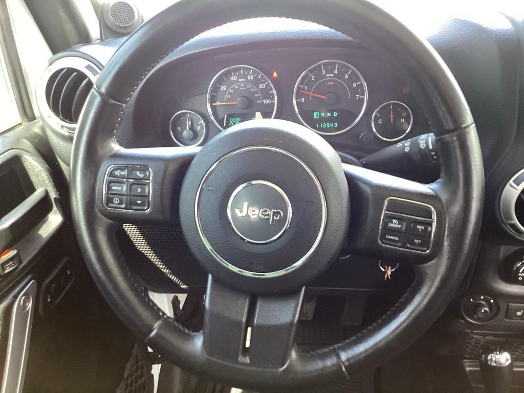 Jeep Wrangler Unlimited Sahara 4WD 2013